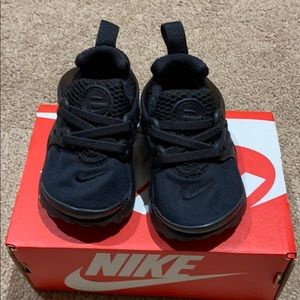 Nike black shoes toddler
